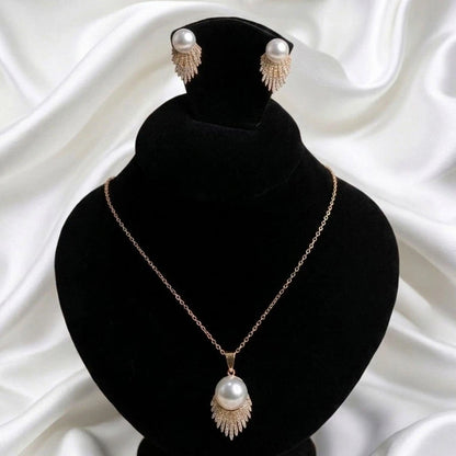 Aurora Pearl & Radiance Necklace Set